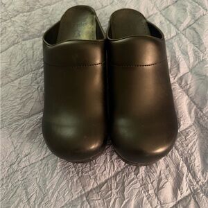 Dansko Men’s Karl Black Slip-On Clogs Mens 44–10.5–11